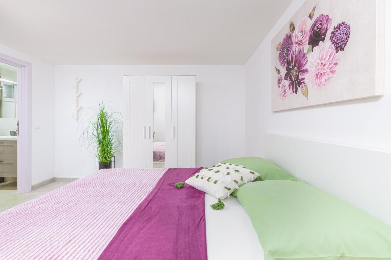 Studio Apartment Mali Medulin Exterior photo