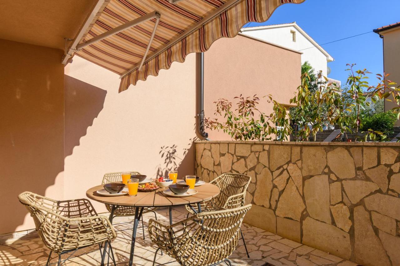 Studio Apartment Mali Medulin Exterior photo