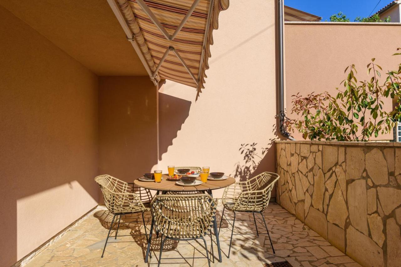 Studio Apartment Mali Medulin Exterior photo